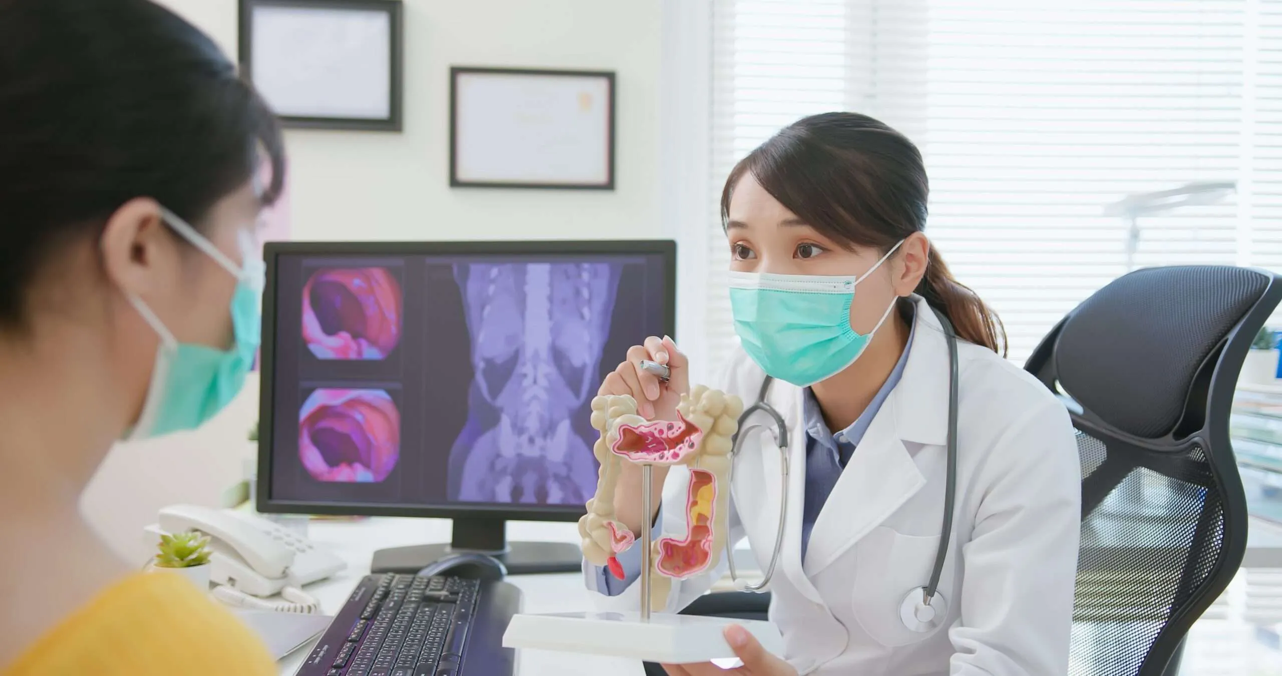 what is a colon scan like